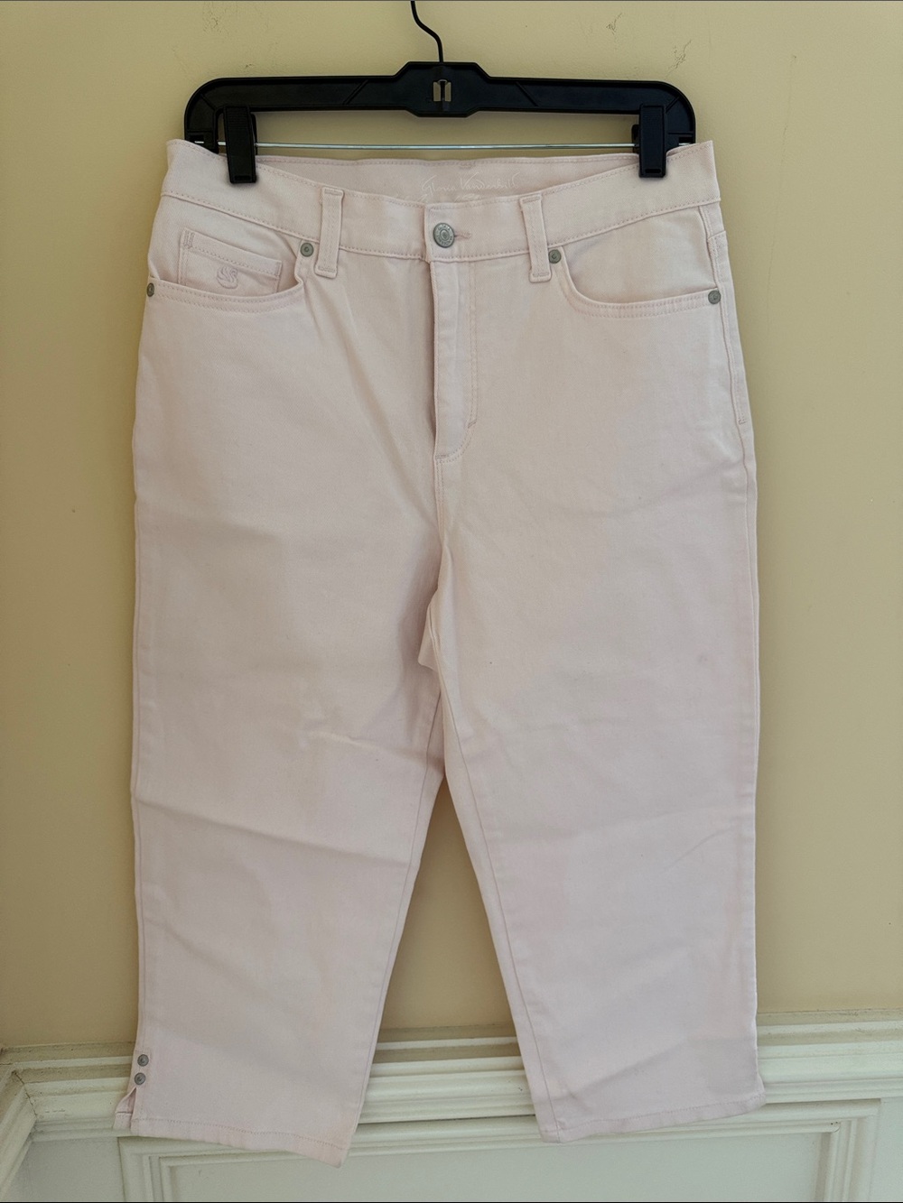 Gloria Vanderbilt Women's‎ Light Pink Crop Jeans Size 8